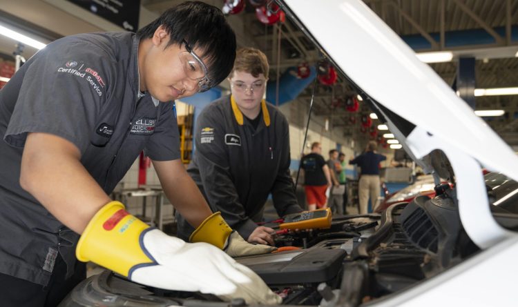 Auto Shop class SC-M building, 2019